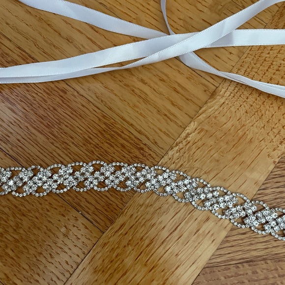 Bridal rhinestone belt - Picture 5 of 5